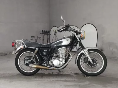 Yamaha SR400-1 2021