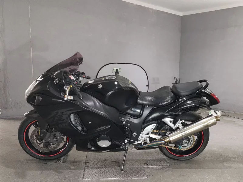 Suzuki GSX1300R HAYABUSA