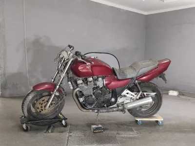 Yamaha XJR1200