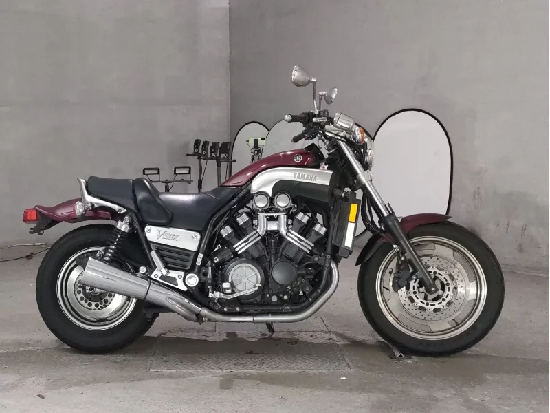 Yamaha V-MAX