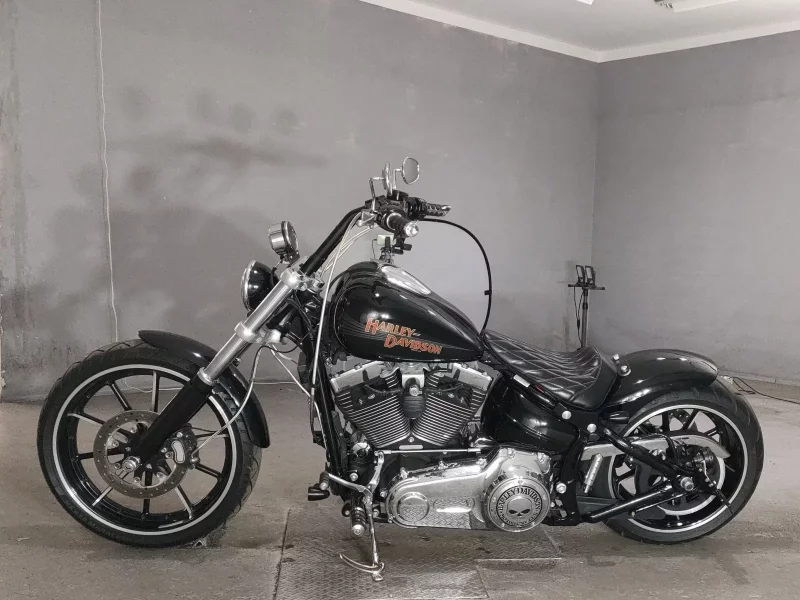 Harley-Davidson HARLEY FXSB BREAKOUT