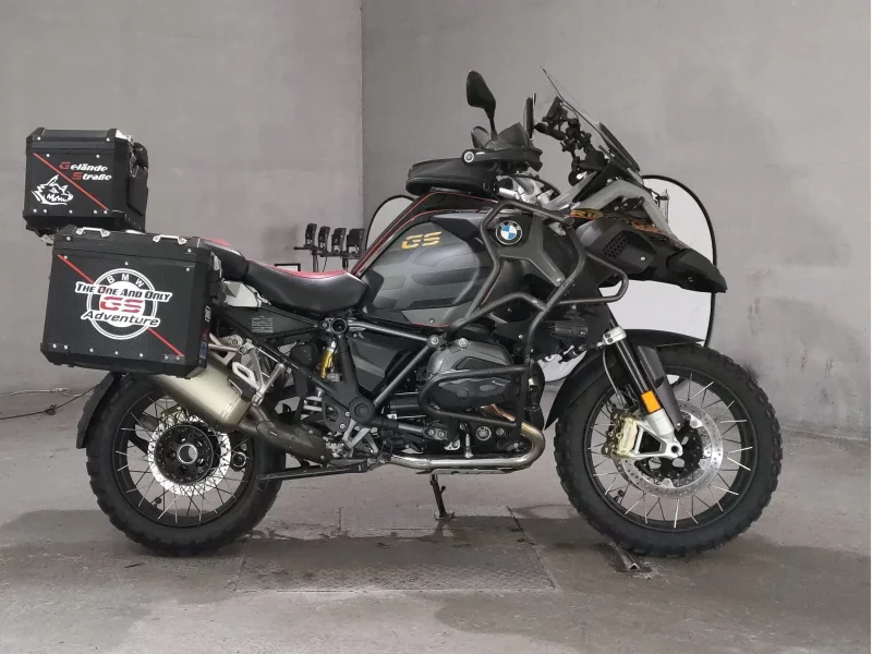 BMW  R1200GS ADVENTURE лот № 8134 оценка 4  с аукциона в Японии