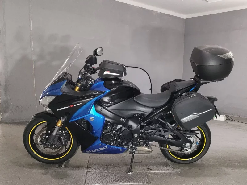 Suzuki GSX-S1000F