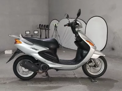 Yamaha AXIS100