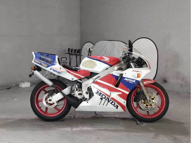 Honda NSR250R-1