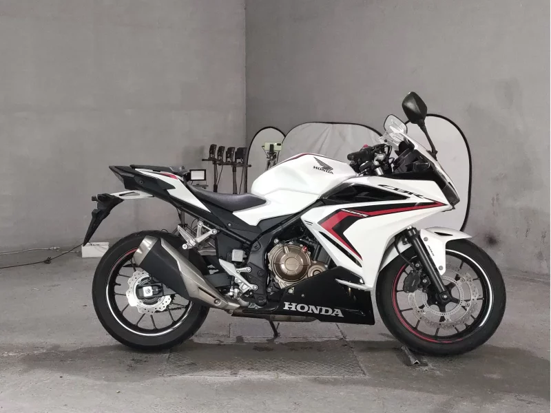 Honda CBR400R лот № 7288 оценка 4  с аукциона в Японии