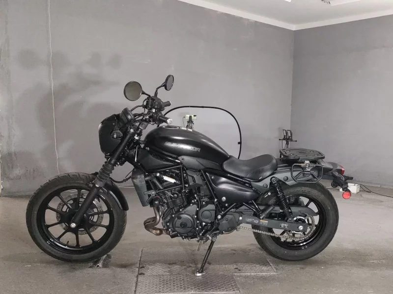 Kawasaki ELIMINATOR 400SE