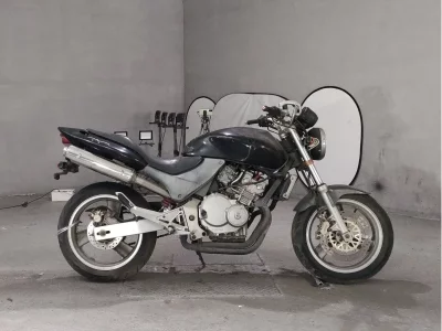 Honda HORNET250
