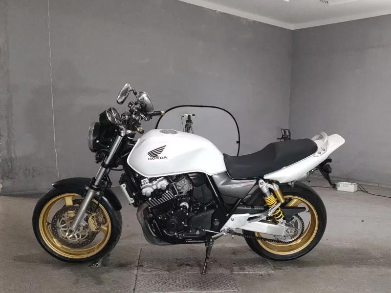 Honda CB400SFV-3