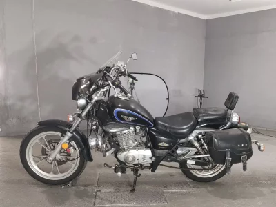Suzuki GZ125HS