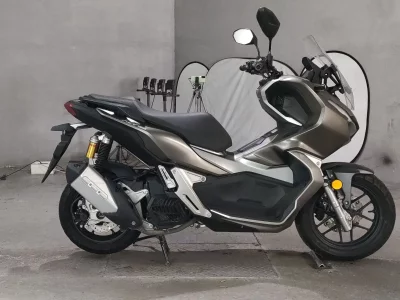 Honda ADV150