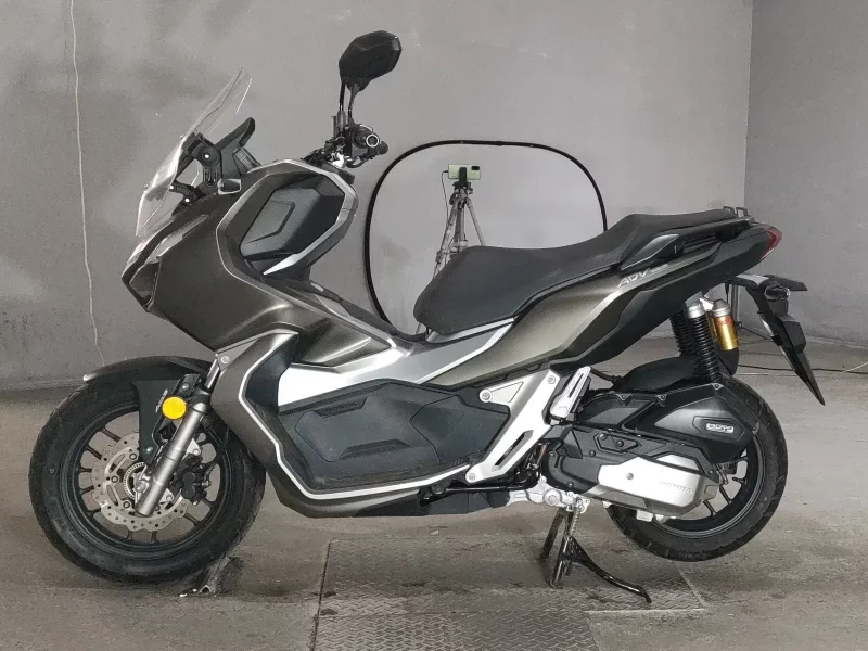 Honda ADV150