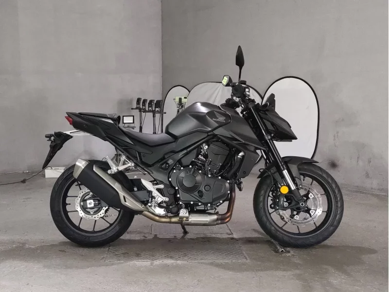 Honda CB750 HORNET лот № 8432 оценка 5  с аукциона в Японии