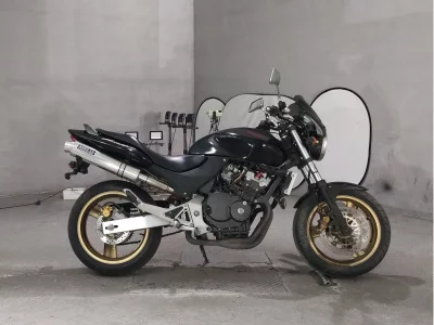 Honda HORNET250