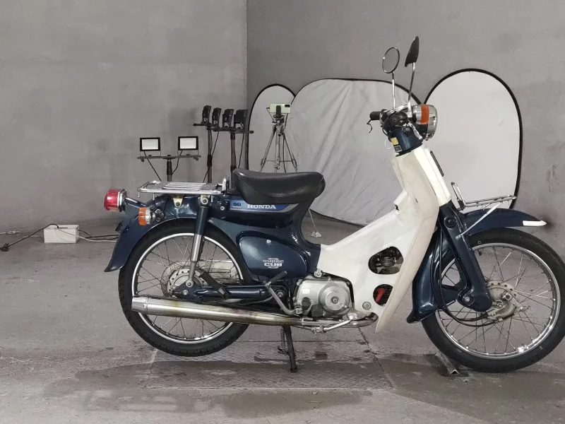 Honda SUPER CUB90