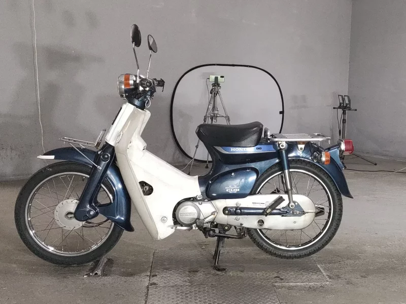 Honda SUPER CUB90