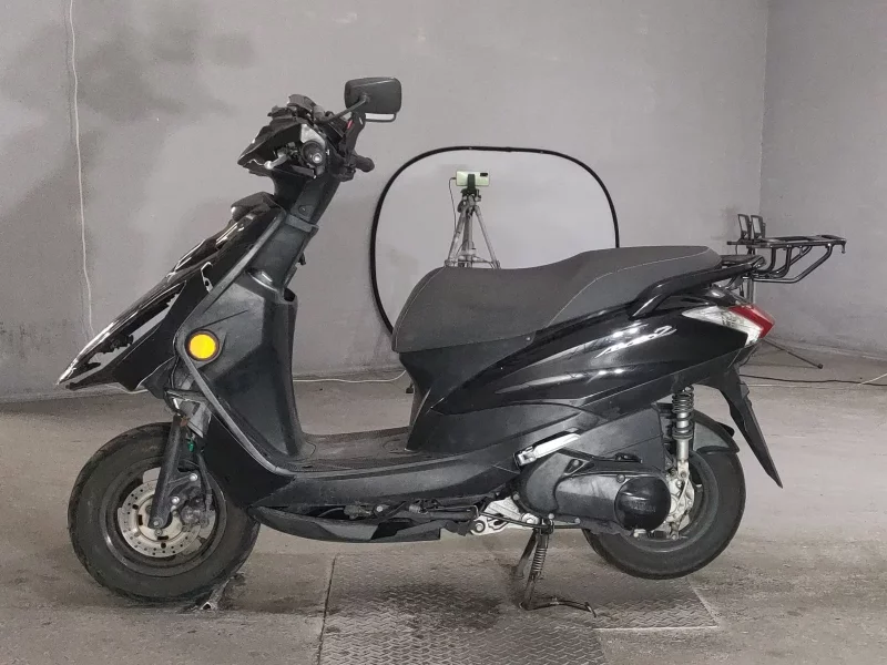Yamaha AXIS Z