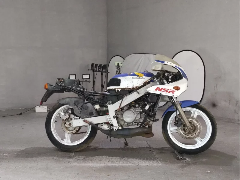Honda NSR250R-1
