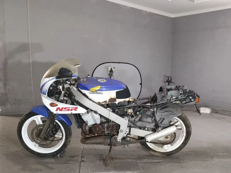 Honda NSR250R-1