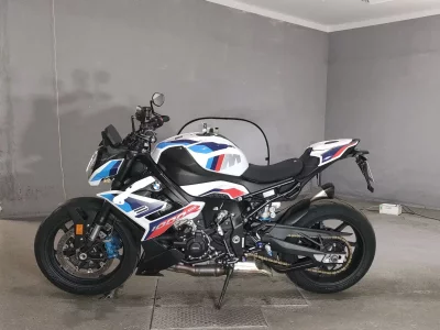 BMW BMW M1000R