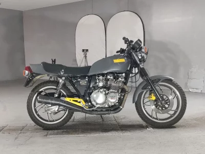Yamaha XJ400