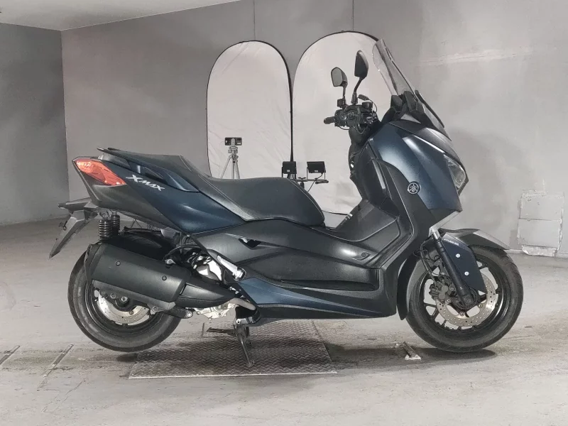 Yamaha X-MAX250