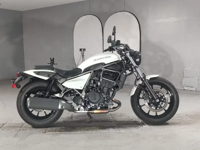 Kawasaki ELIMINATOR 400-1 лот № 5626 оценка 6  с аукциона в Японии