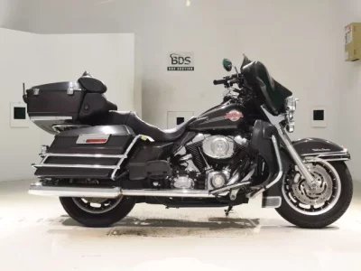 Harley-Davidson HARLEY FLHTCU1580