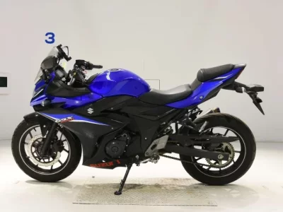Suzuki GSX250RA