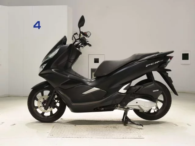Honda PCX150-3