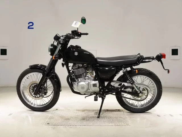 Suzuki GLASS TRACKER BIG BOY