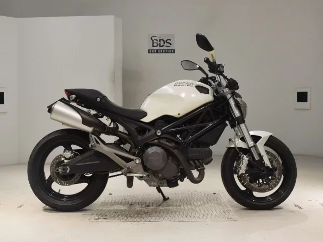 Ducati DUCATI MONSTER 696