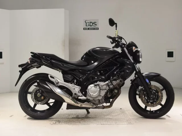 Suzuki GLADIUS400 лот № 0281 оценка 4  с аукциона в Японии