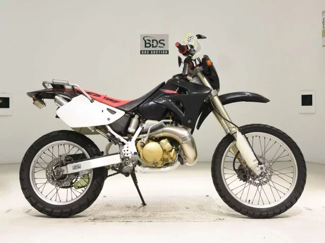 Honda CRM250AR лот № 7829 оценка 4  с аукциона в Японии