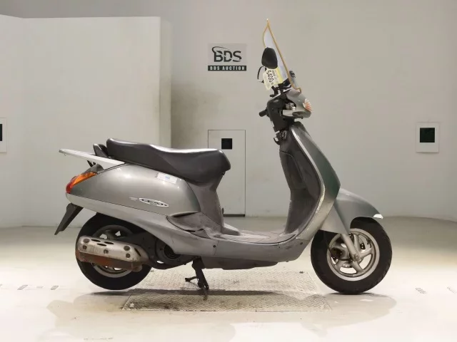 Honda LEAD 100