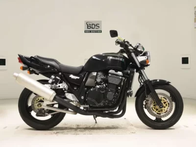 Kawasaki ZRX1100  с аукциона в Японии