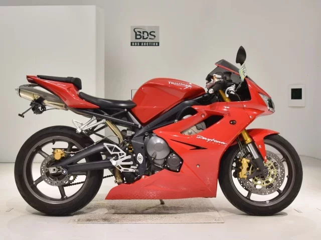 Triumph  DAYTONA675 лот № 7745 оценка 4  с аукциона в Японии