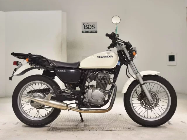 Honda CB223S