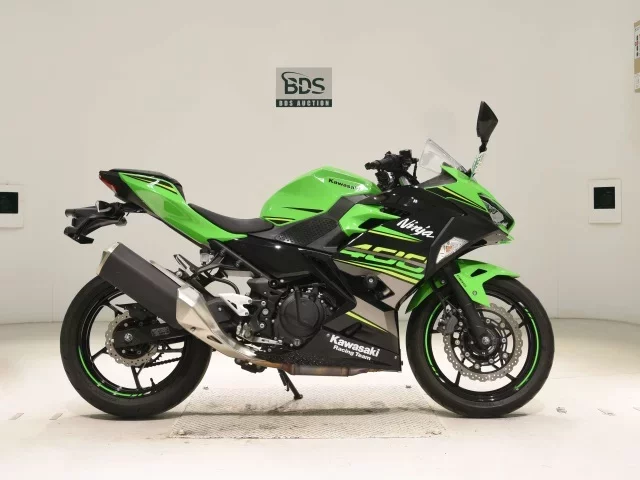 Kawasaki NINJA400-2 лот № 7763 оценка 5  с аукциона в Японии