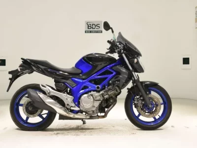 Suzuki GLADIUS400  с аукциона в Японии