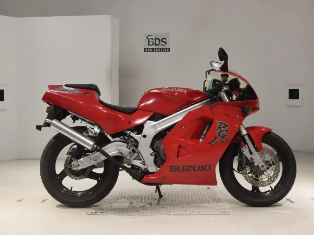 Suzuki RG200 GAMMA лот № 0459 оценка 4  с аукциона в Японии