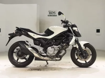 Suzuki GLADIUS650 ABS  с аукциона в Японии