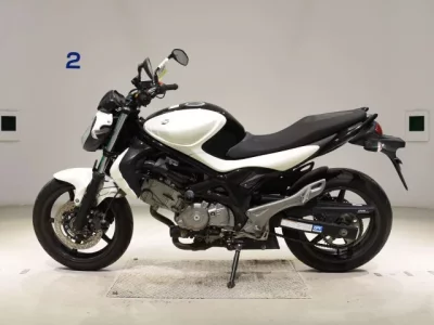Suzuki GLADIUS650 ABS  с аукциона в Японии
