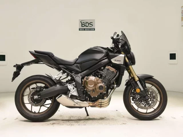 Honda CB650R-2 лот № 5237 оценка 6  с аукциона в Японии