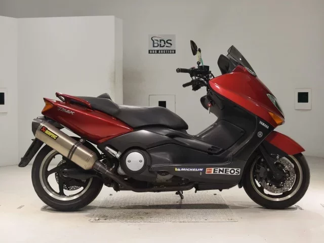 Yamaha T-MAX500 лот № 0211 оценка 4  с аукциона в Японии