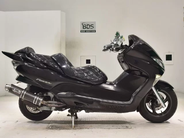 Honda FORZA Z лот № 2748 оценка 4  с аукциона в Японии