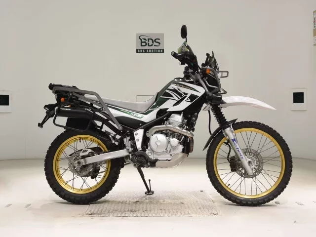Yamaha SEROW 250-3 лот № 7697 оценка 5  с аукциона в Японии