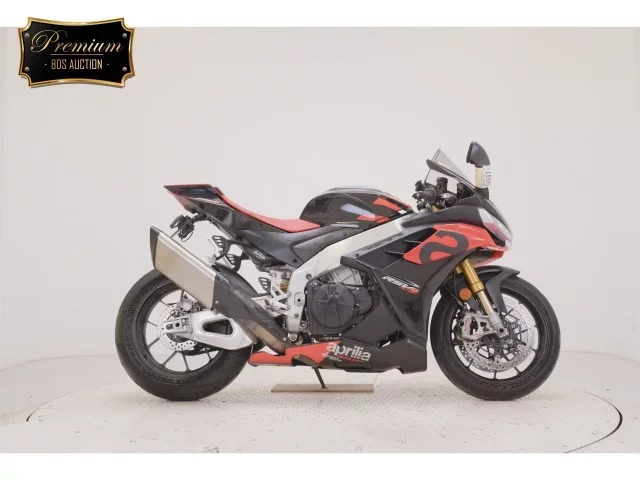 Aprilia  RSV4 1100 FACTORY лот № 0037 оценка 5  с аукциона в Японии
