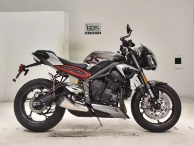 Triumph TRIUMPH STREET TRIPLE RS  с аукциона в Японии
