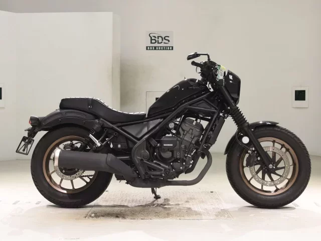 Honda REBEL 250SE CLUTCH лот № 5129 оценка 7  с аукциона в Японии